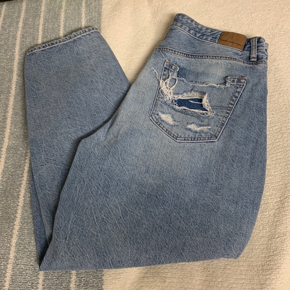 American Eagle Mom Jeans
